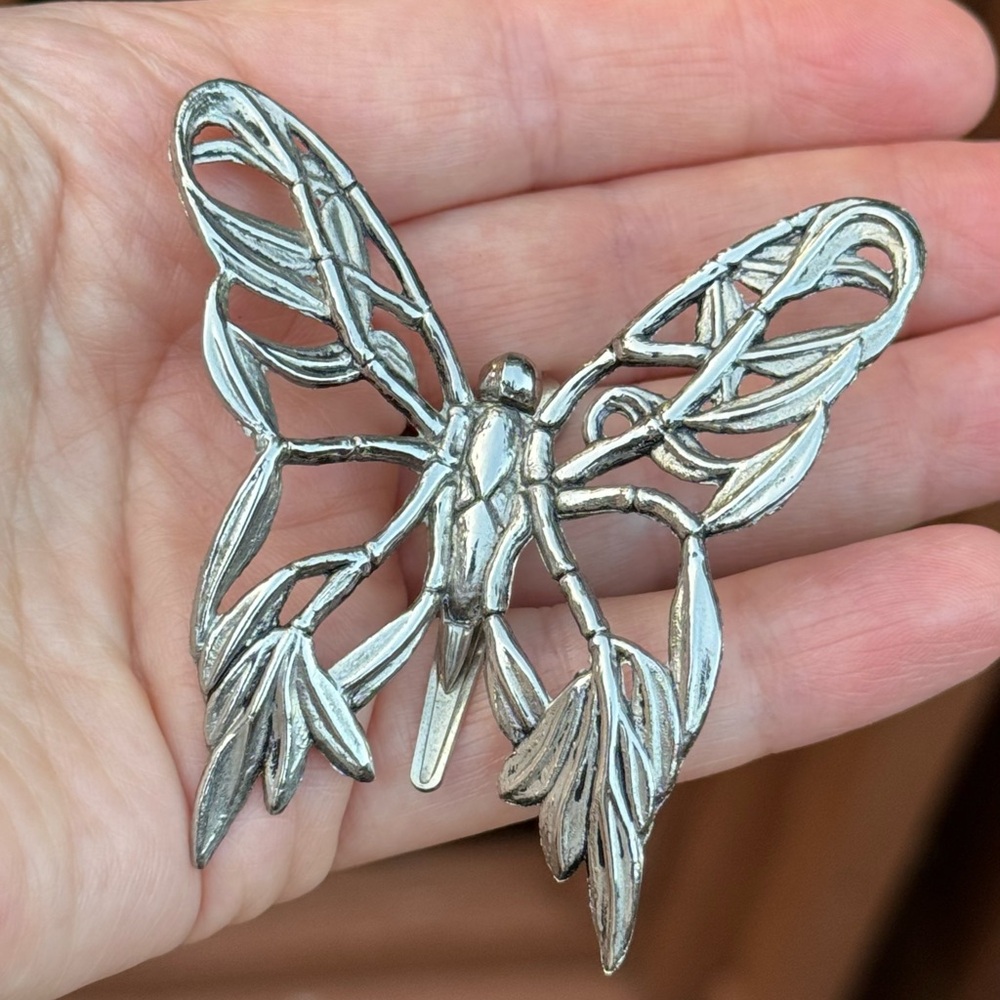 John Hardly Elegant Silver Butterfly pin scarf pin Ornament, brooch - Picture 7 of 11